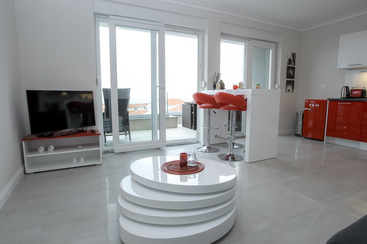 Apartments Tomana Novalja Ngoại thất bức ảnh